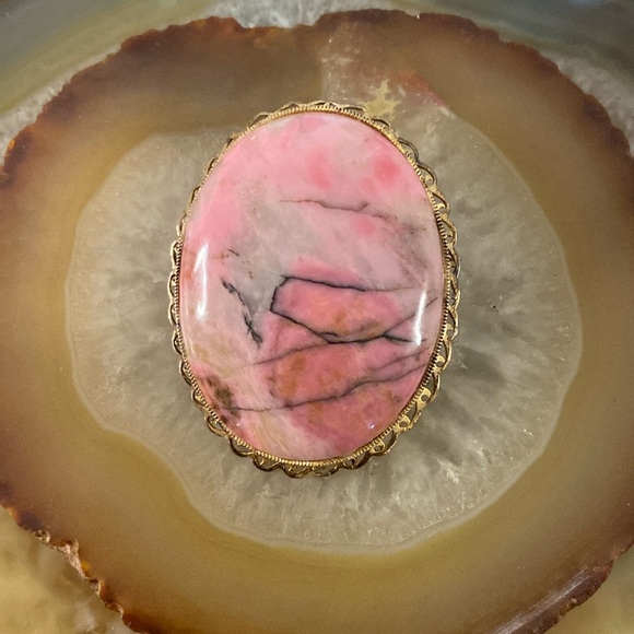 Vintage America Jewelry - Vintage Rhodonite oval brooch sterling brooch 1.75" x 1.5" Guc